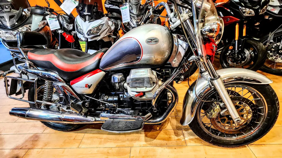 Moto Guzzi California EV Touring (2002 - 06) (2)