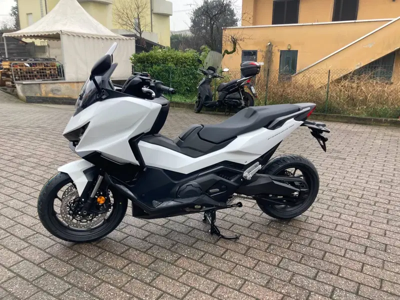 Honda Forza 750 (2025 - 26)