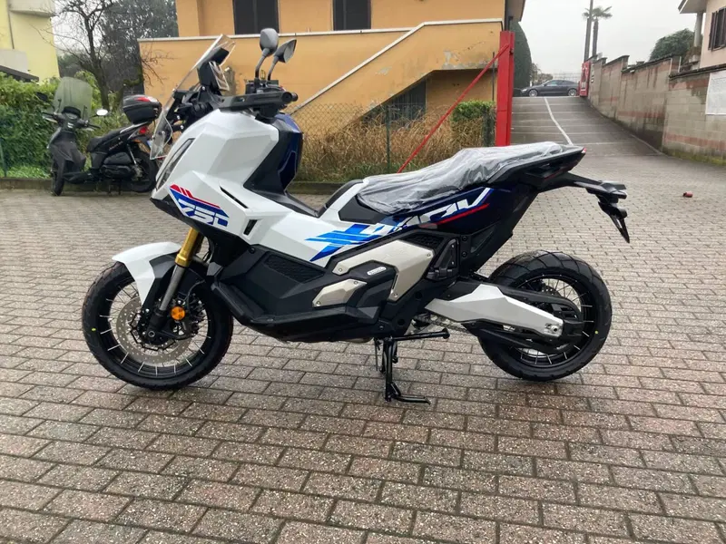 Honda X-ADV 750 (2025 - 26)