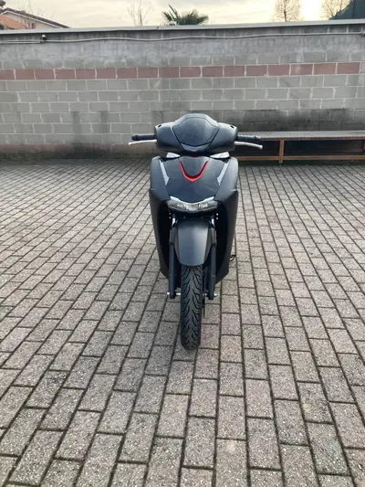 Honda SH 125 Sport (2026) nuova