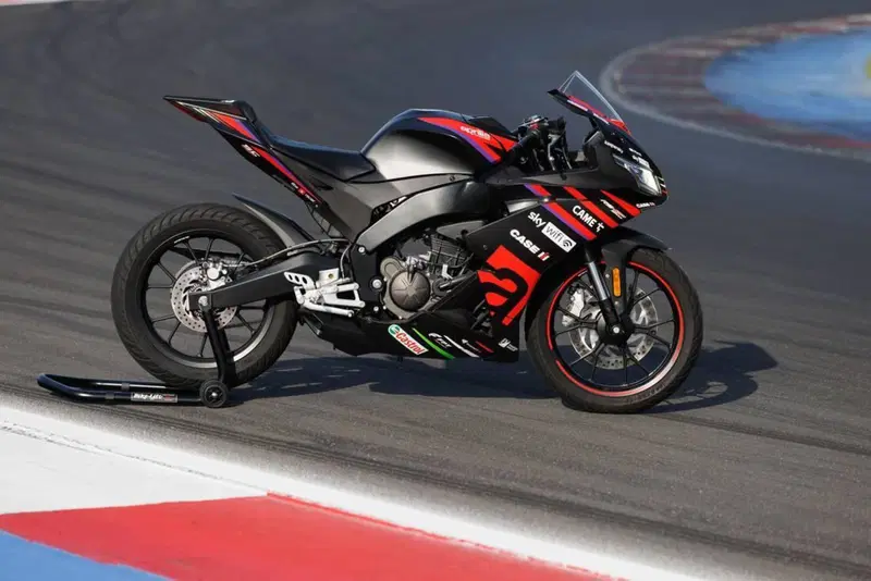 Aprilia RS 125 GP Replica (2025 - 26) (3)