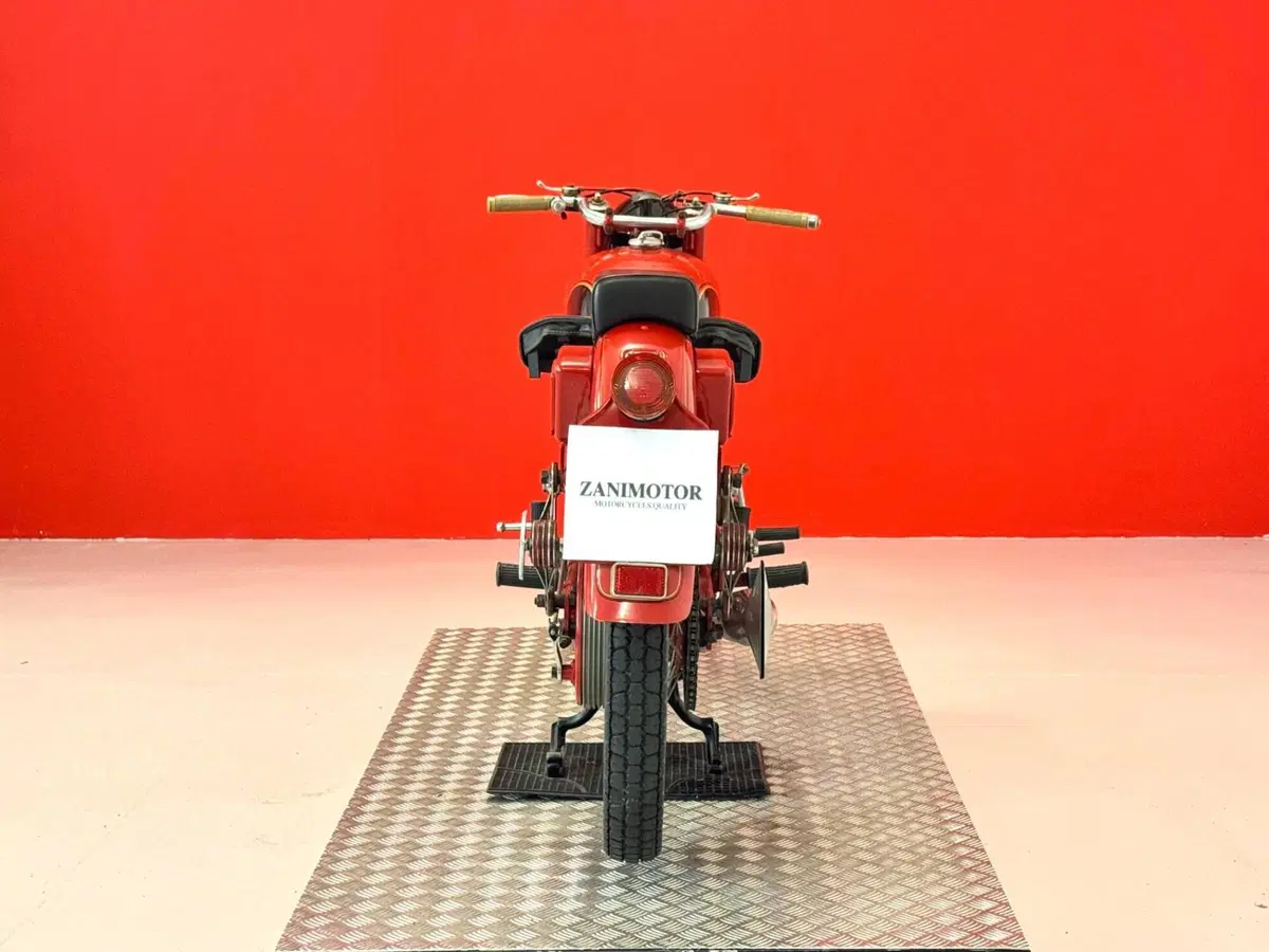 Moto Guzzi AIRONE 250 SPORT (7)