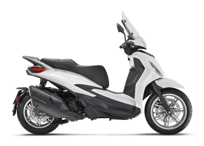 Piaggio Beverly 400 (2025 - 26) (2)