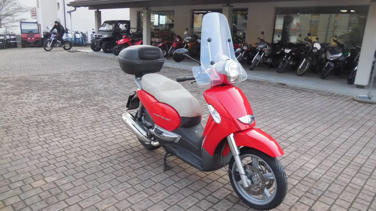 Aprilia Scarabeo 500 (2007 - 12) (2)