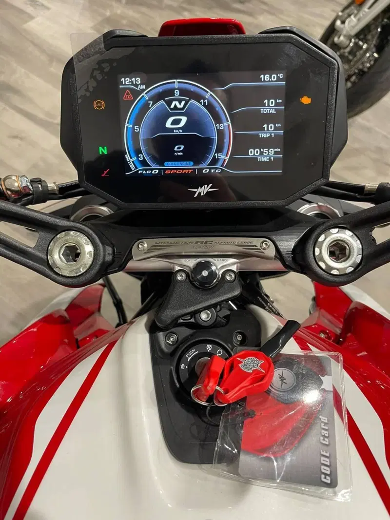 MV Agusta Dragster 800 RC SCS (2022 - 25) (10)