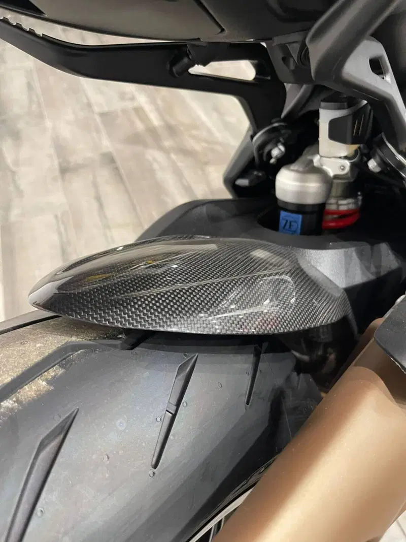MV Agusta Dragster 800 RC SCS (2022 - 25) (18)