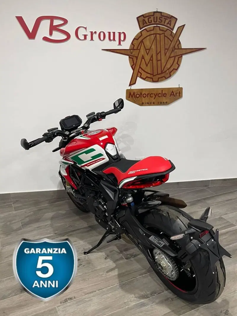 MV Agusta Dragster 800 RC SCS (2022 - 25) (5)