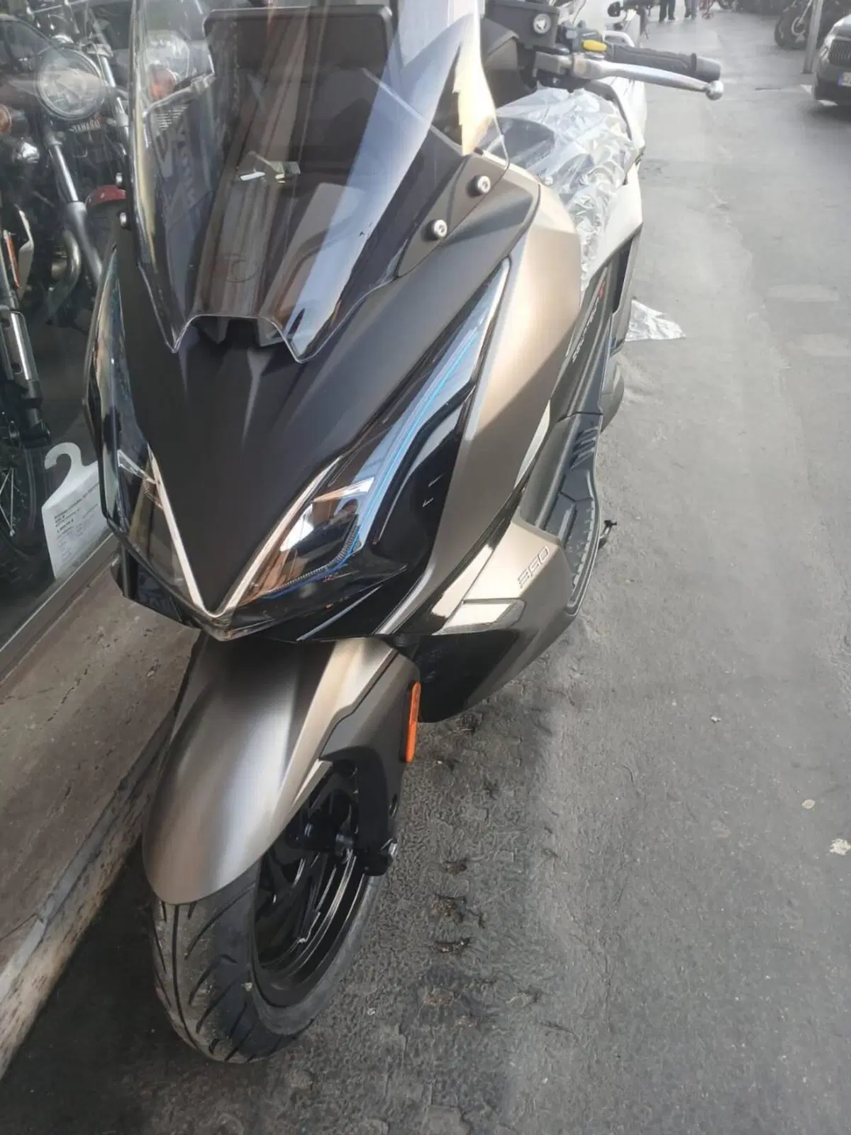 Kymco Downtown 350i GT (2024 - 26) (2)