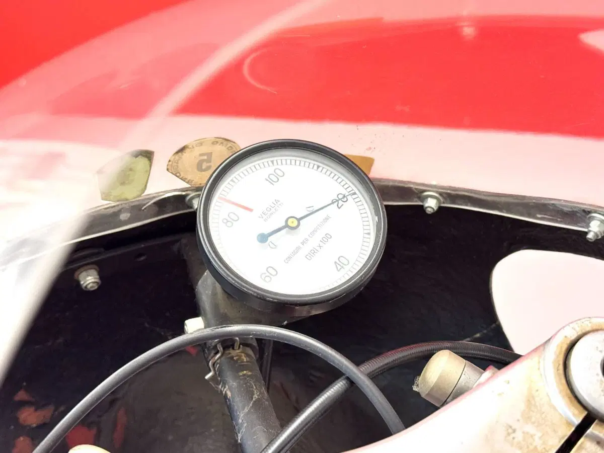 Moto Morini CORSARO 125 CORSA (17)