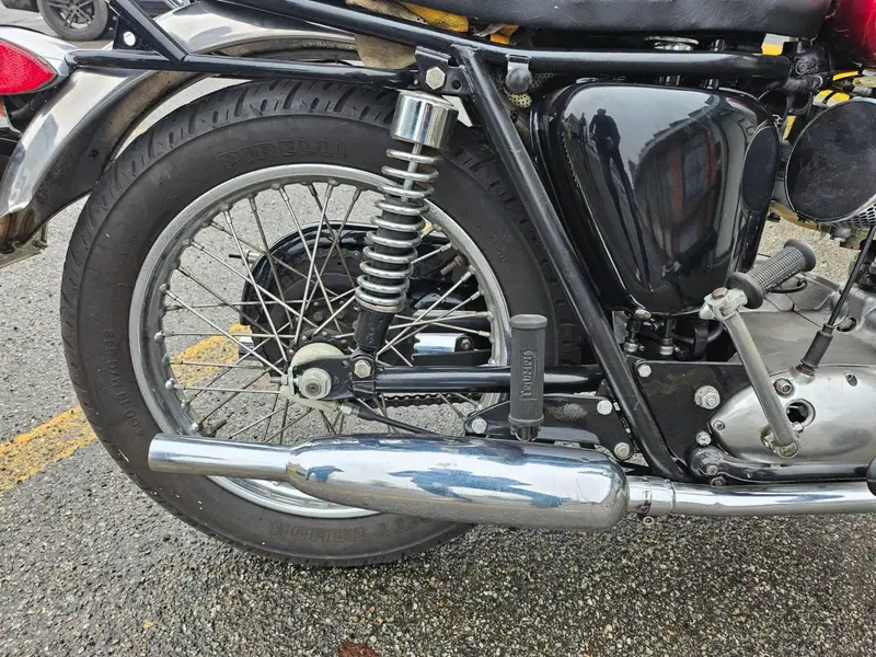 Triumph BONNEVILLE T120 R   (11)