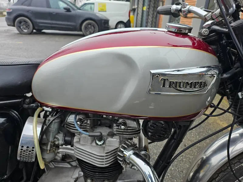 Triumph BONNEVILLE T120 R   (12)