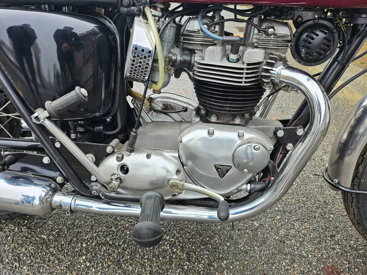 Triumph BONNEVILLE T120 R   (13)