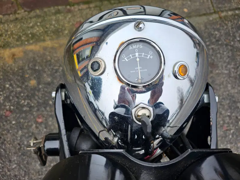 Triumph BONNEVILLE T120 R   (18)