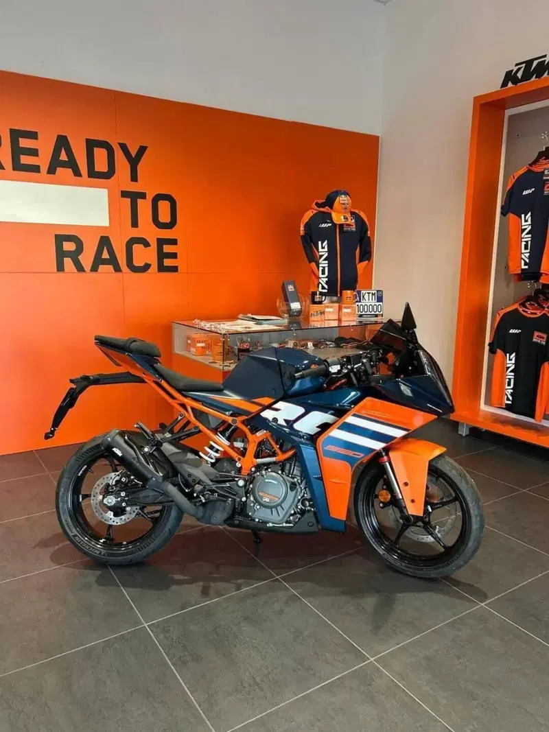 KTM RC 390 (2022 - 26)