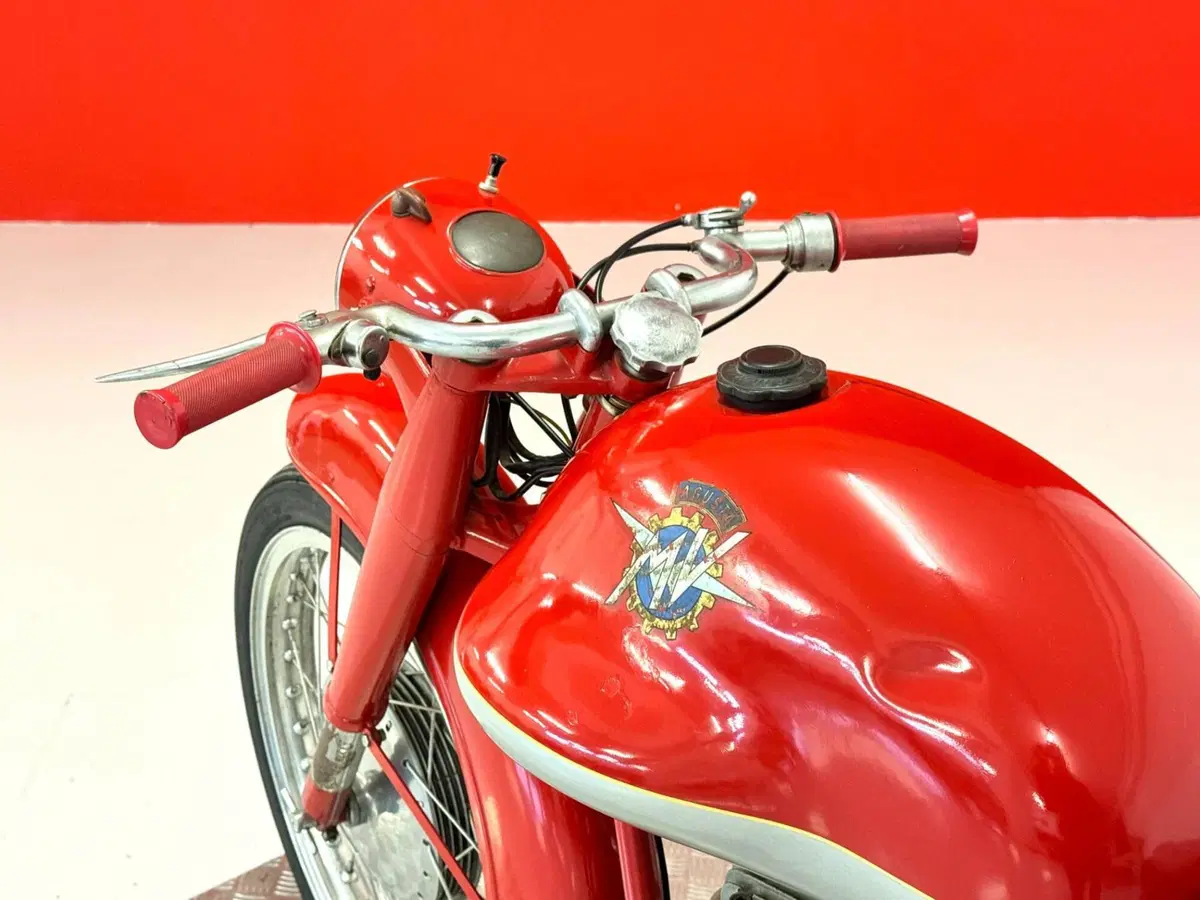 MV Agusta 175 SPORT CS DISCO VOLANTE (18)