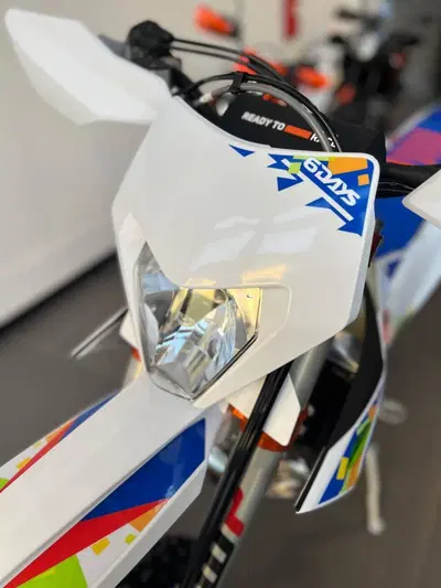 KTM 300 EXC 6Days (2026) nuova