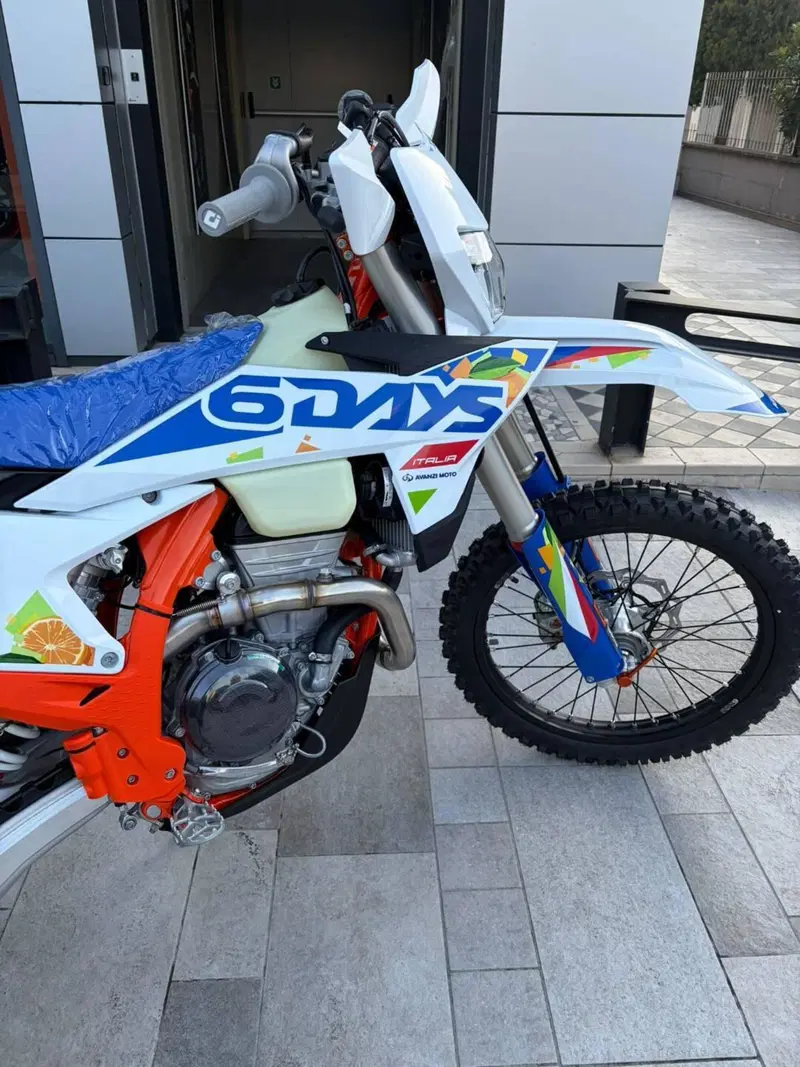 KTM 350 EXC-F 6Days (2026) (6)