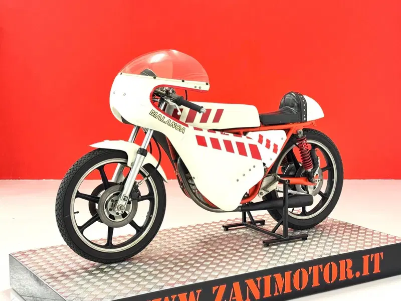 Malanca 125 PROTOTIPO (4)