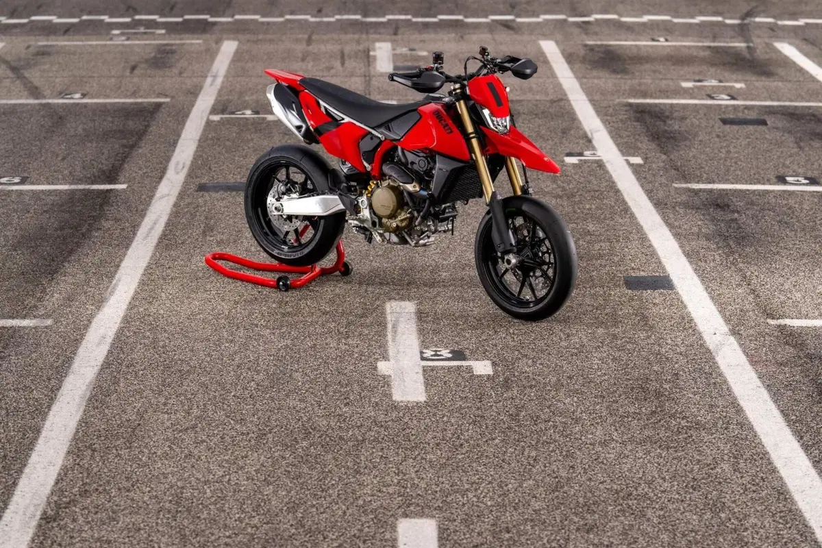 Ducati Hypermotard 698 Mono (2024 - 26) (11)