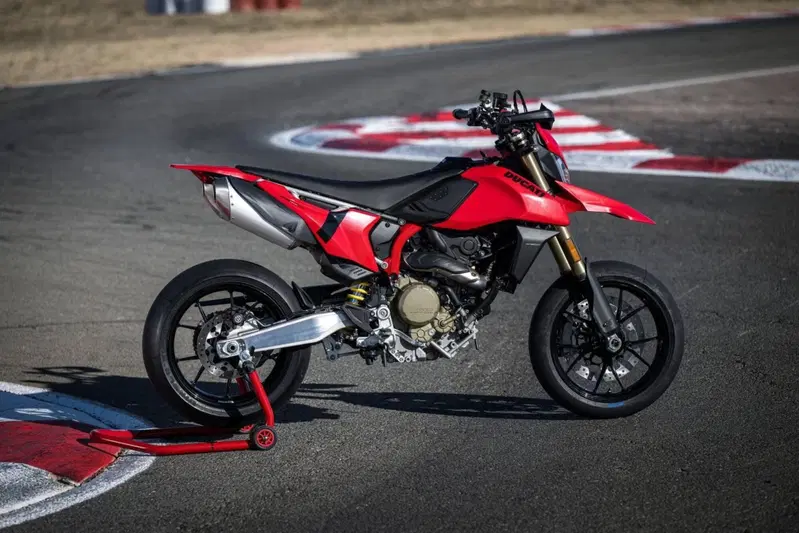 Ducati Hypermotard 698 Mono (2024 - 26) (10)