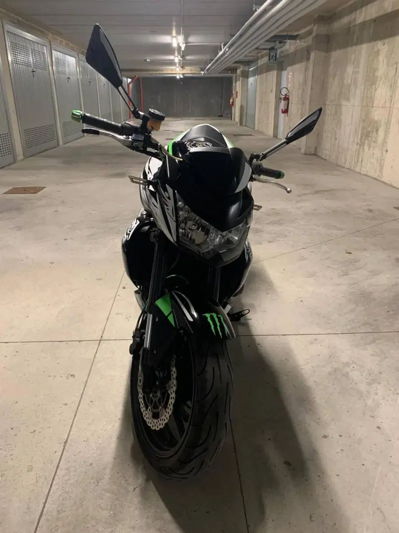Kawasaki Z 750 (2007 - 14) (5)