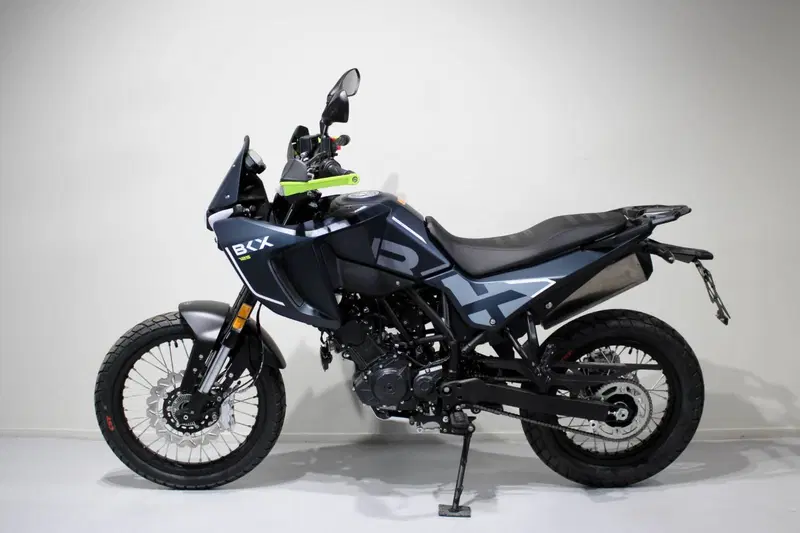 Benelli BKX 125 (2026) (4)