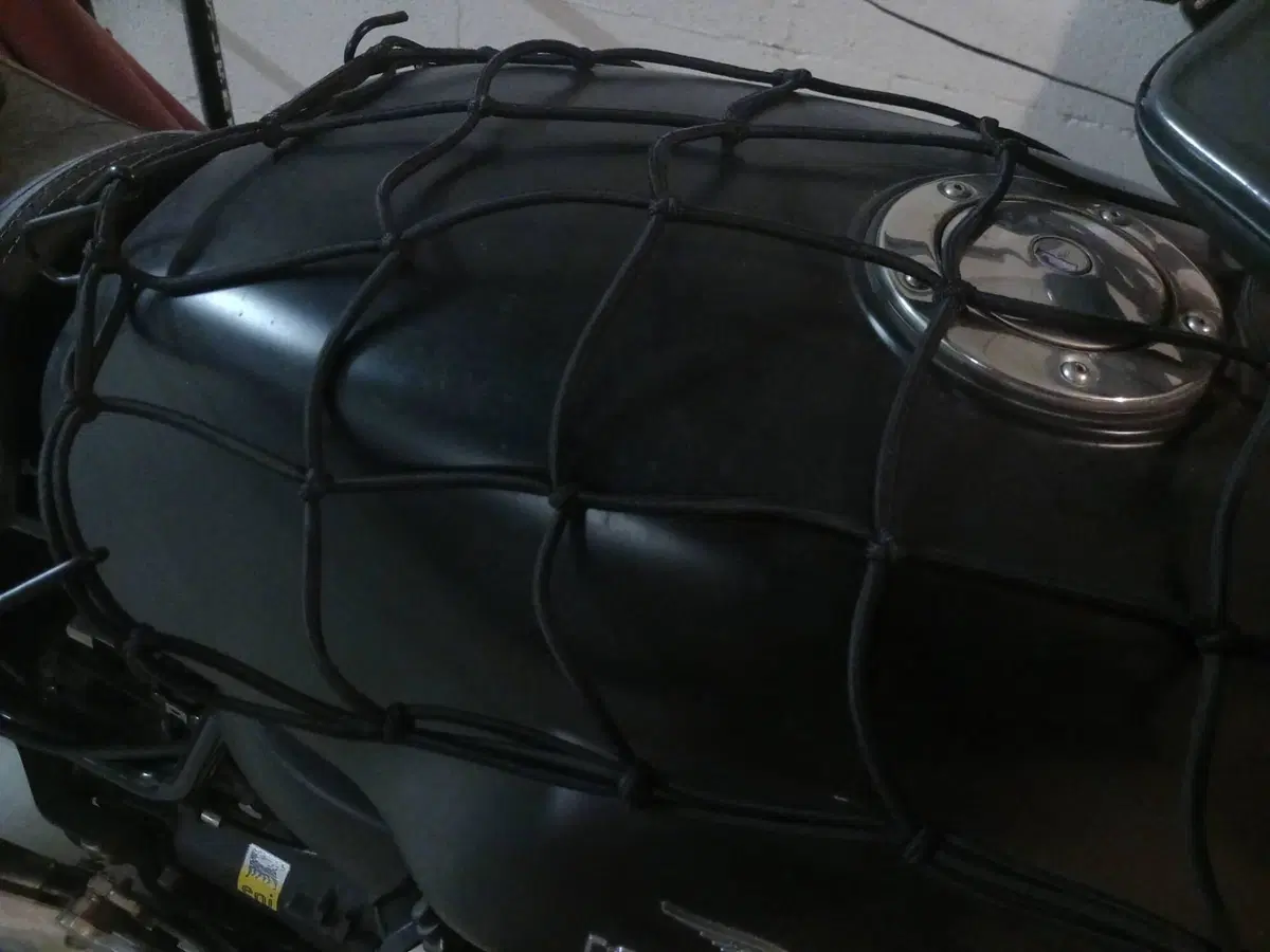 Moto Guzzi V7 II Stone (2015 - 17) (4)