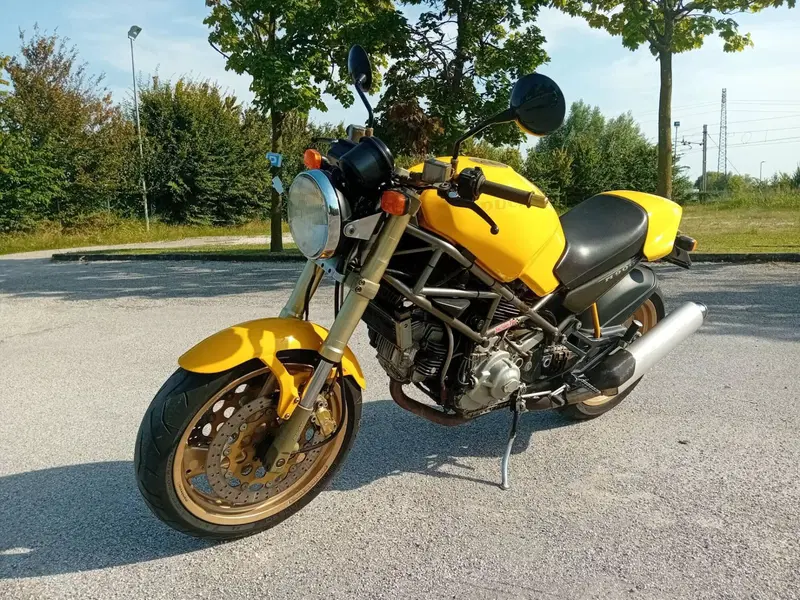 Ducati Monster 900 (1993 - 96) (3)