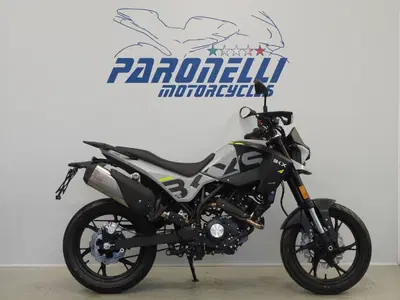 Benelli BKX 125 S (2026) nuova