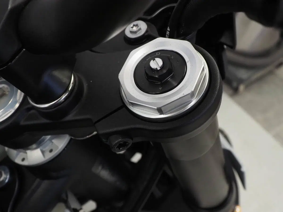 Benelli BKX 125 S (2026) (9)