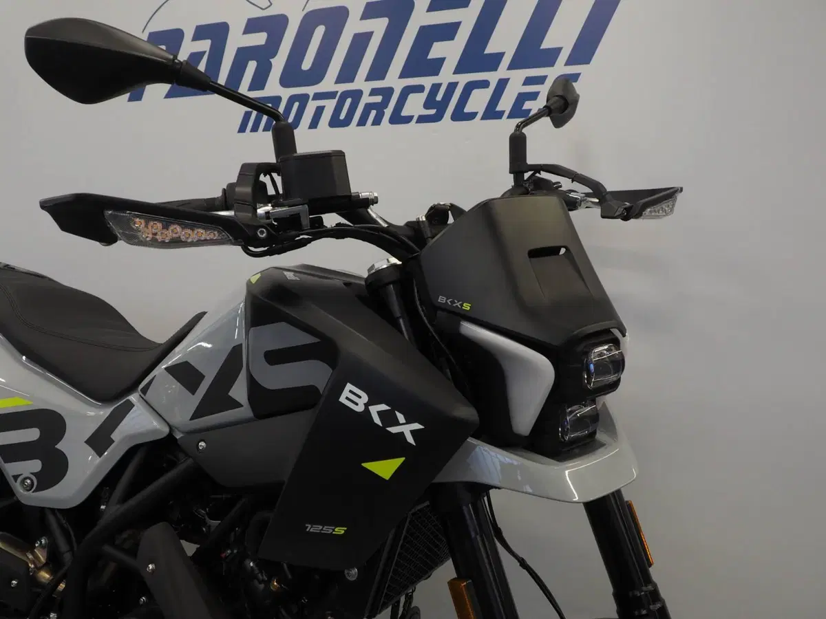 Benelli BKX 125 S (2026) (10)