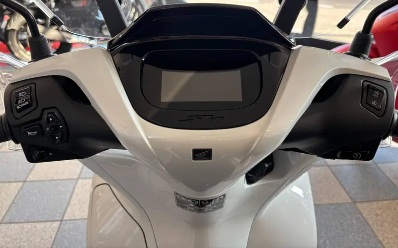 Honda SH 150 (2026) (7)