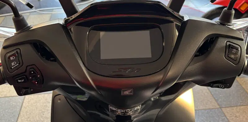 Honda SH 150 Sport (2026) (7)