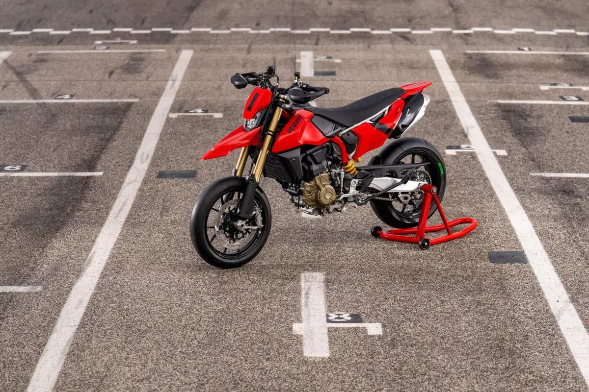 Ducati Hypermotard 698 Mono (2024 - 26) (11)