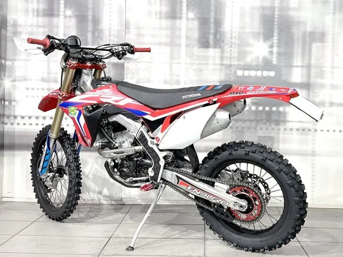 Honda CRF 250R (2018) (2)