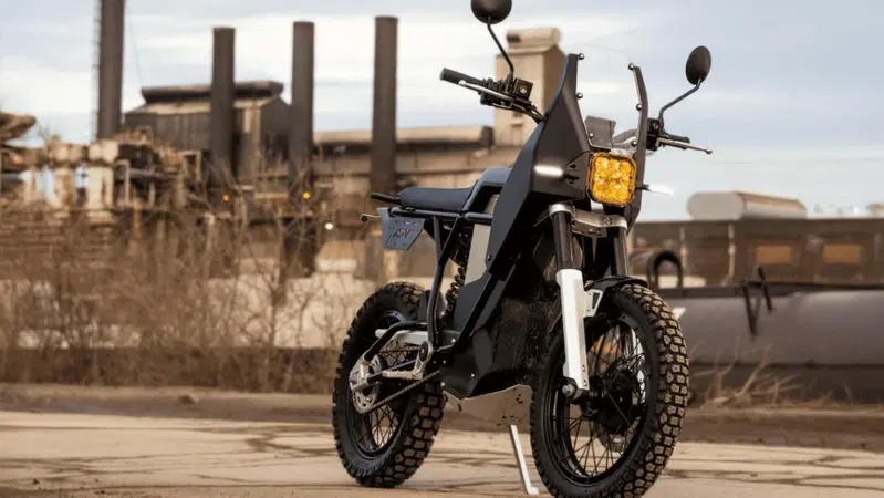 Land District ADV: l&rsquo;elettrico pu&ograve; davvero dire la sua nel fango?