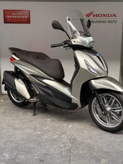 Piaggio Beverly 400 ABS-ASR (2021 - 24) usata