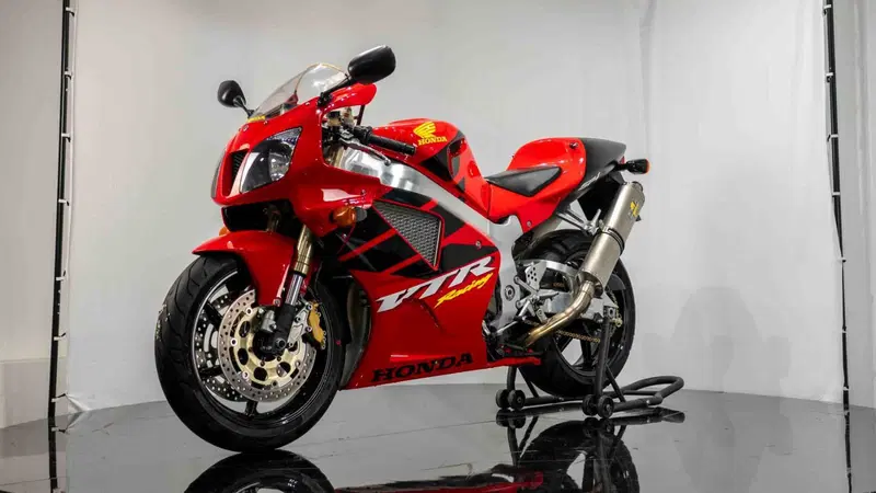 Honda VTR 1000 SP-1 (2000 - 01) (3)