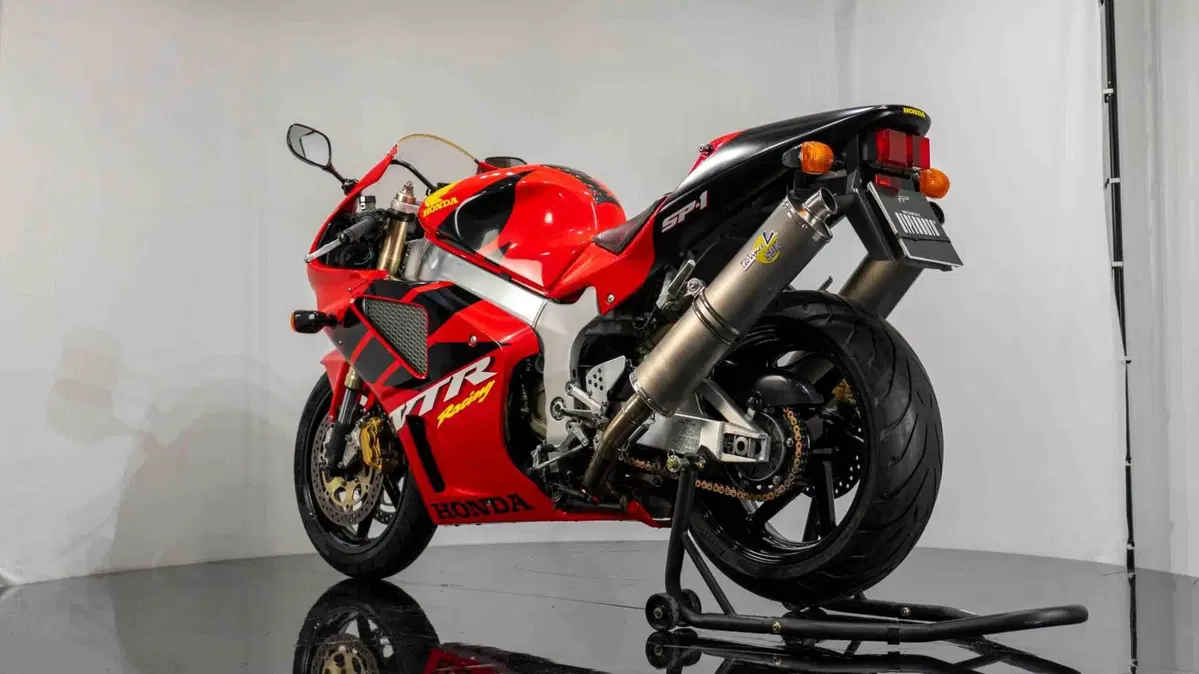 Honda VTR 1000 SP-1 (2000 - 01) (9)