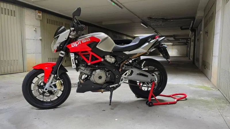 Aprilia Shiver 750 ABS (2010 - 17) (4)