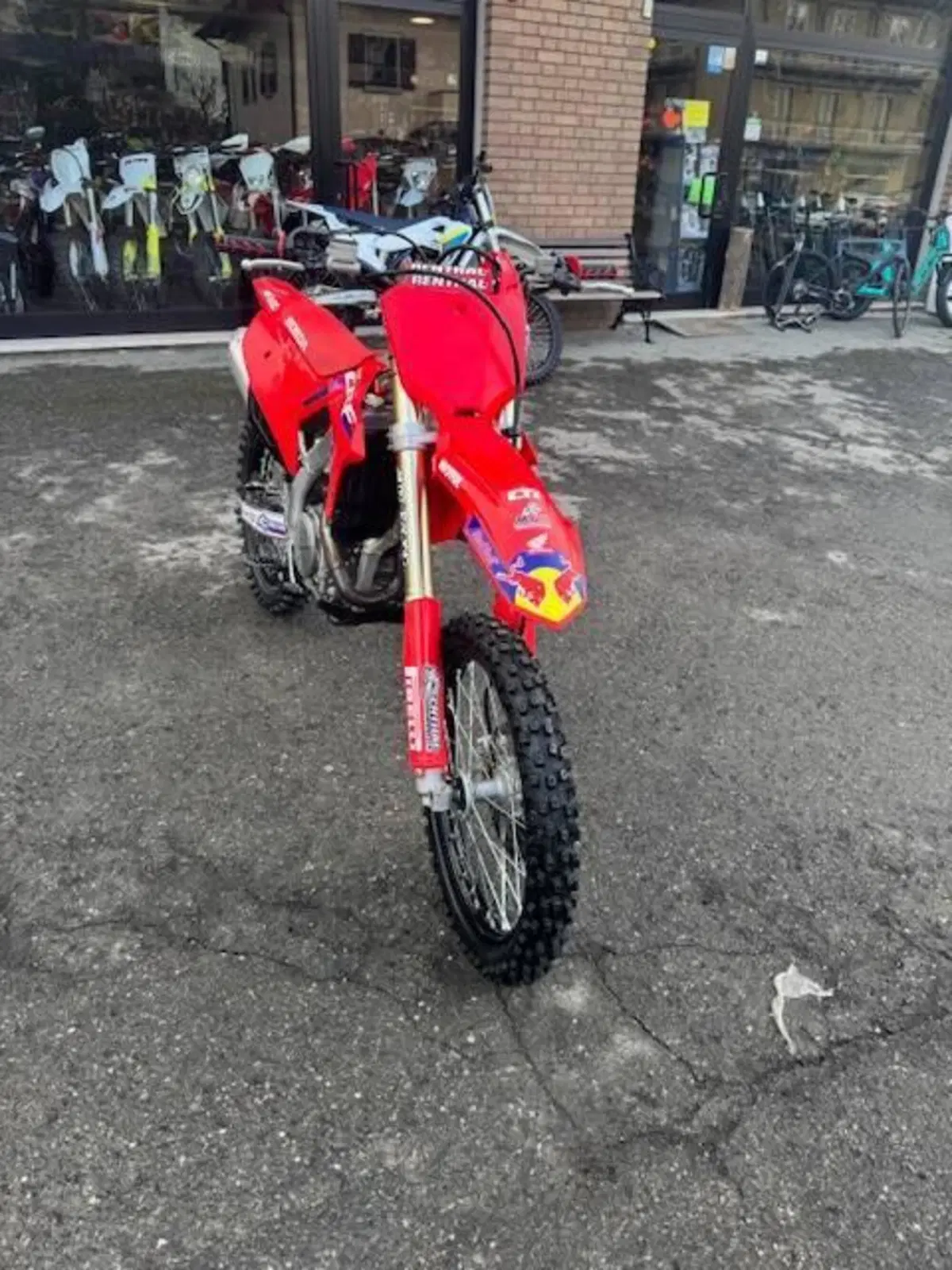 Honda CRF 450R (2024)