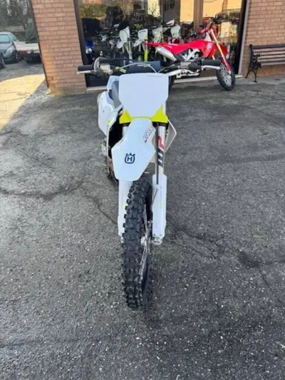 Husqvarna FC 250 (2025) usata