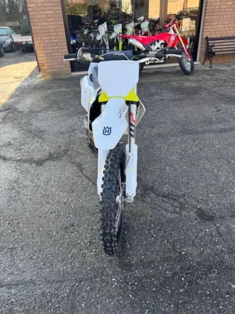 Husqvarna FC 250 (2025)