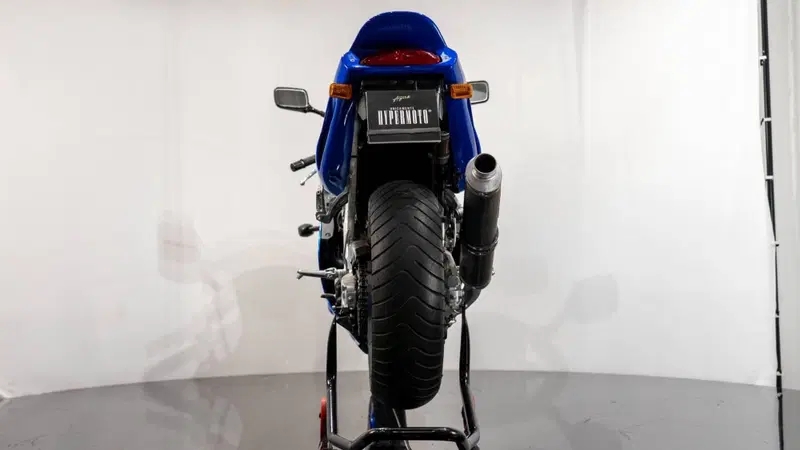 Suzuki GSX-R 750 (9)