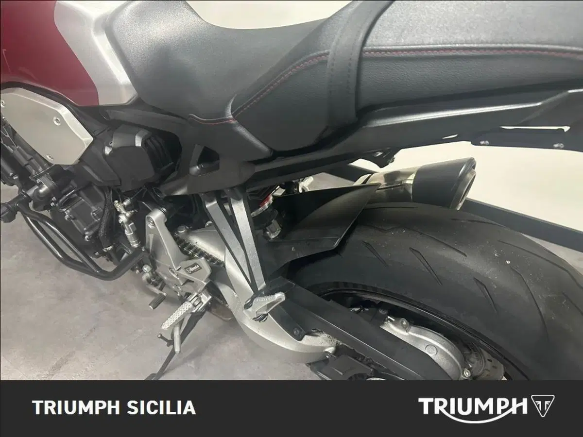 Honda CB 1000 R (2021 - 25) (10)