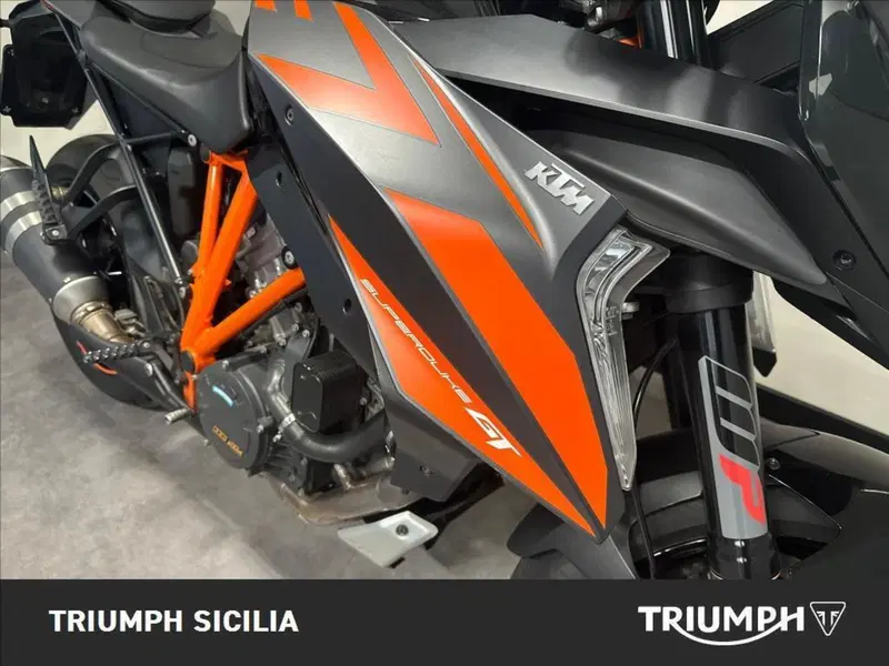 KTM 1290 Super Duke GT ABS (2016 - 18) (7)