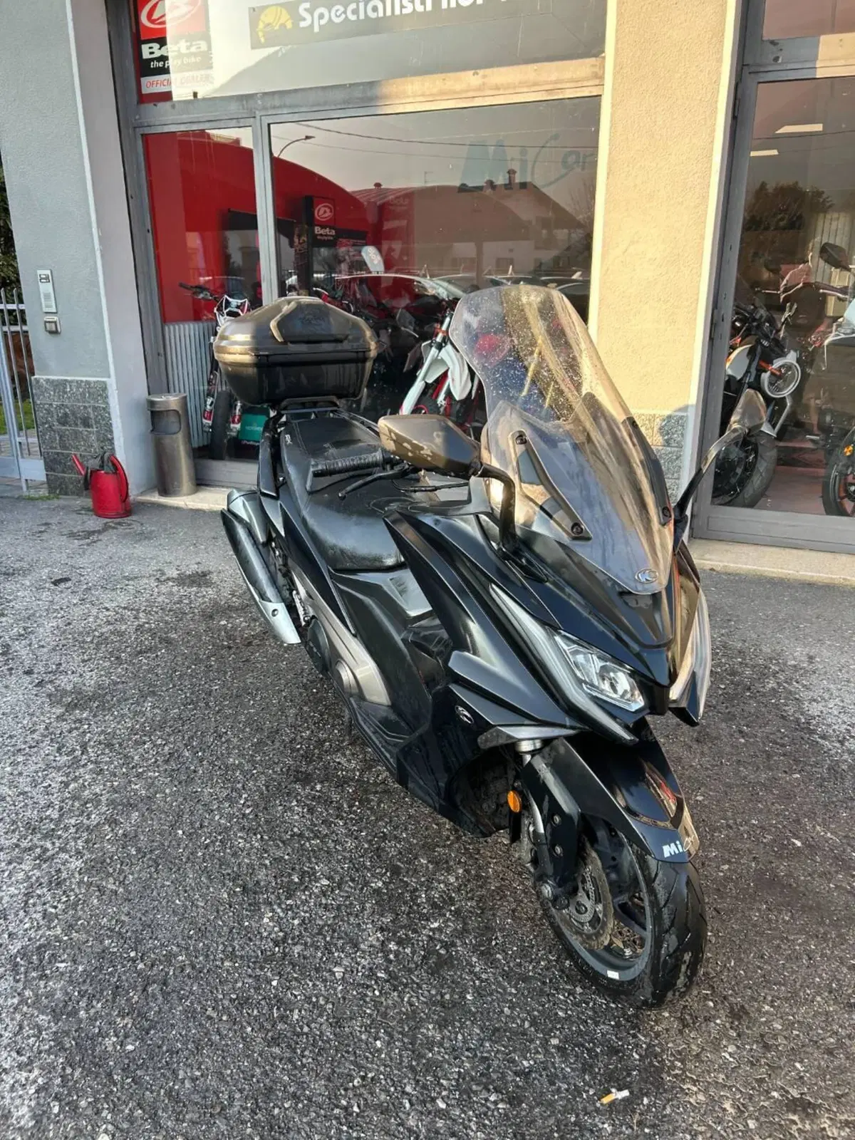 Kymco AK 550 ETS (2021 - 26) (4)