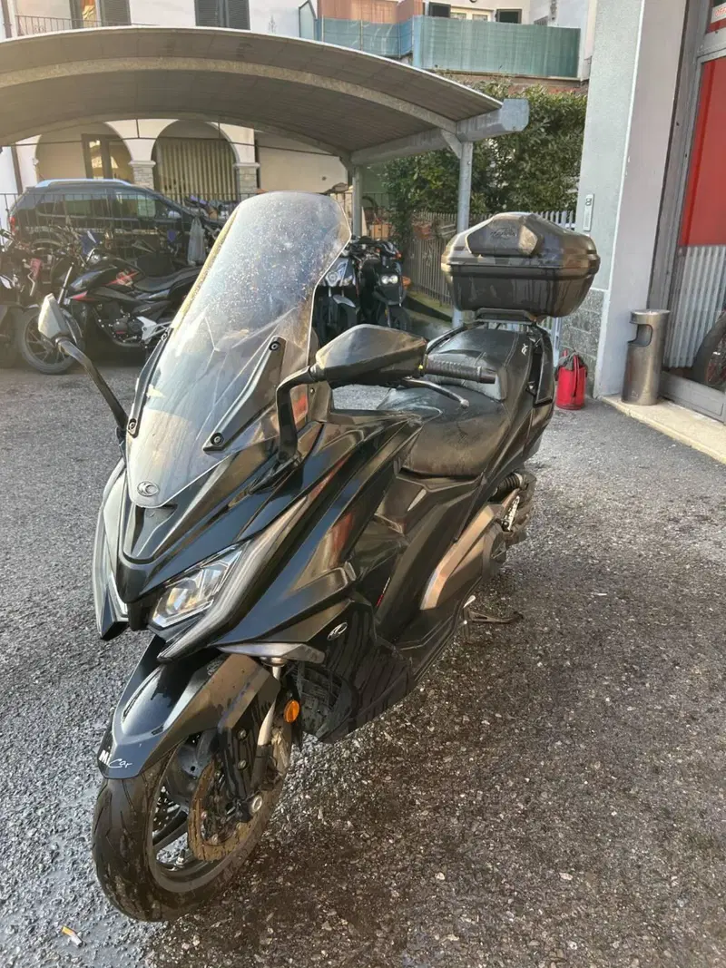 Kymco AK 550 ETS (2021 - 26) (2)