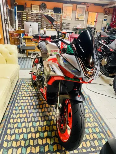 Aprilia Tuono 660 (2021 - 25) usata