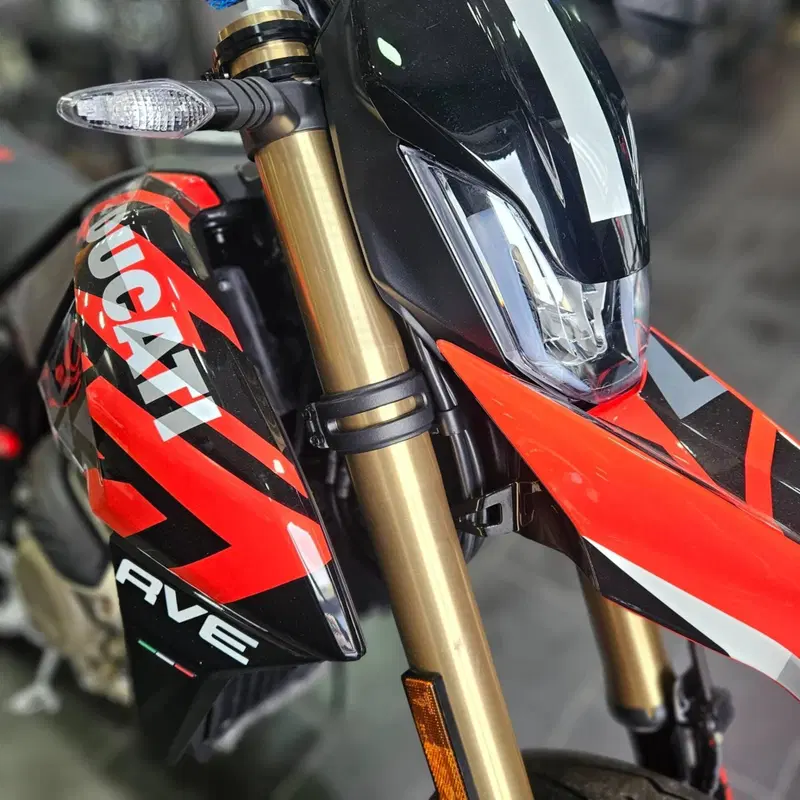 Ducati Hypermotard 698 Mono RVE (2024 - 26) (5)